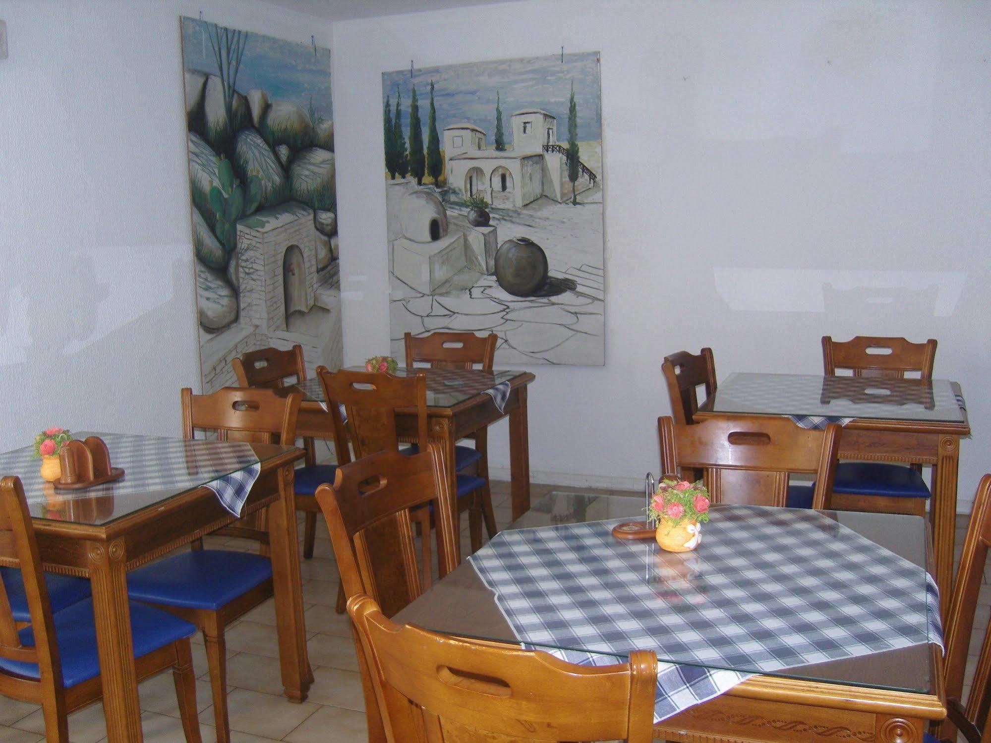 Best Western Plus Larco Hotel Larnaca Luaran gambar